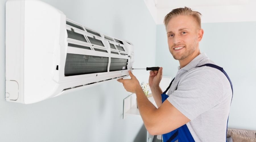 Preventing Water Leaks in AC Units Water Leaks In AC Units Water Leaks In AC Units,AC Units,AC Water Leaks,AC Unit replace ac Replace AC